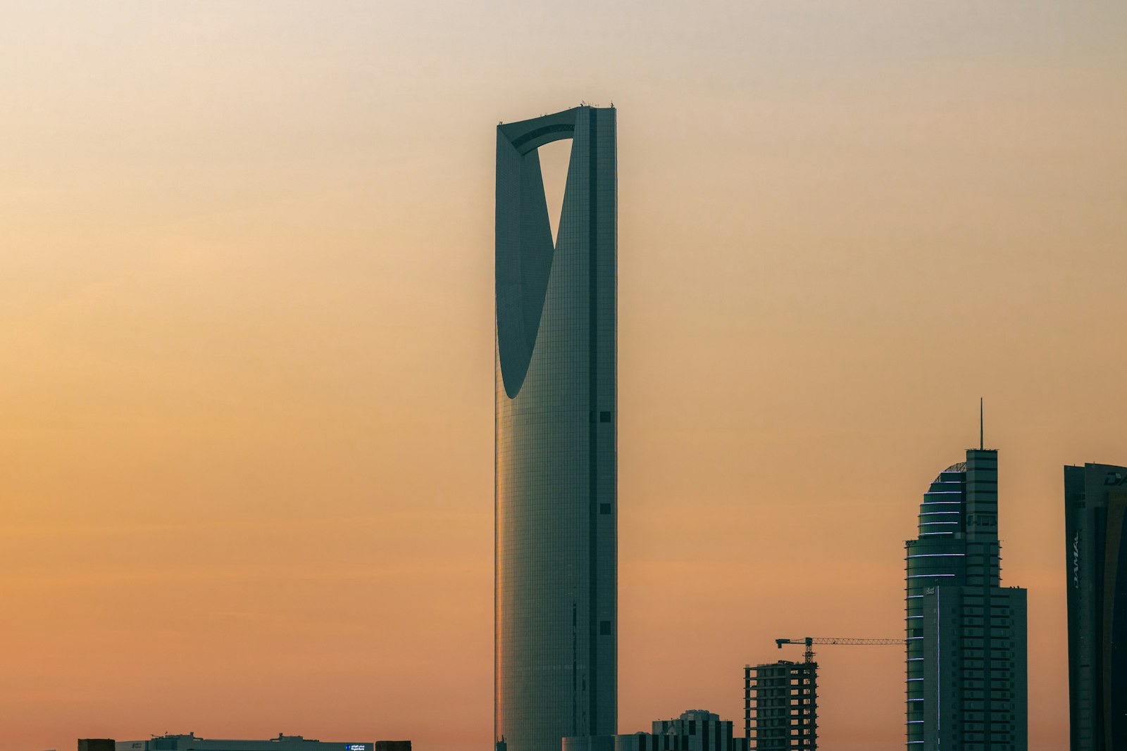 برج العليا التجاري، الرياض