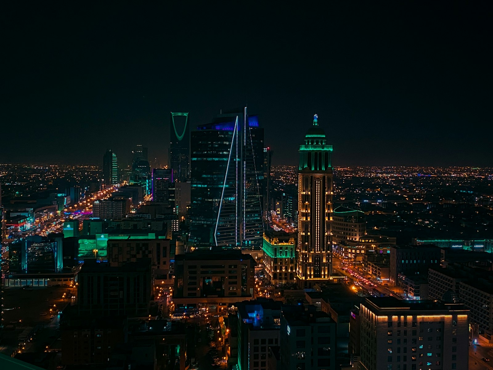 أفق الرياض ليلًا